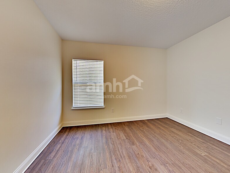 Building Photo - 502 Chinkapin Ct