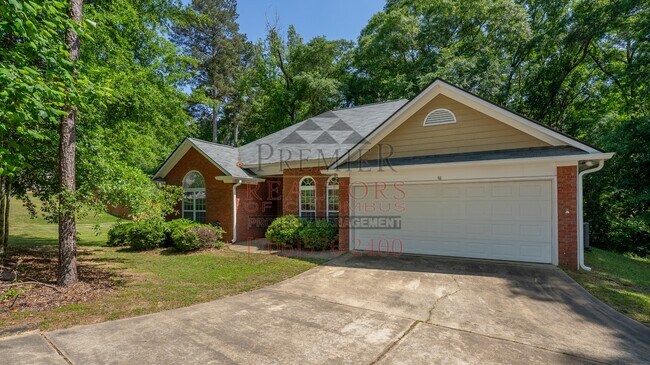 Building Photo - 48 Redwood Dr