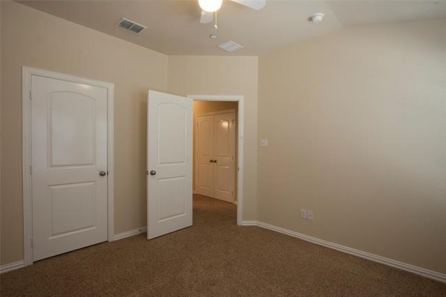 Building Photo - 7825 Fox Horn Dr