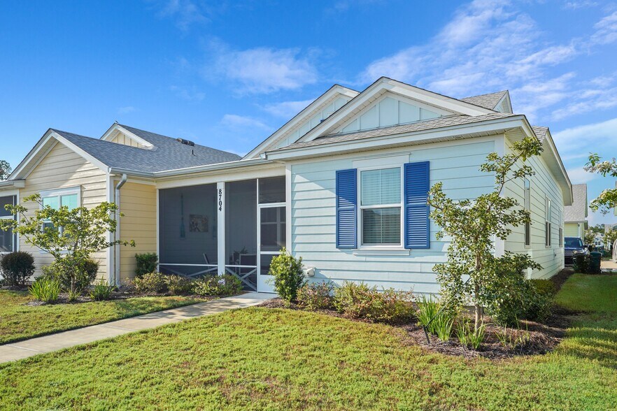 Building Photo - 8704 Sand dollar Dr