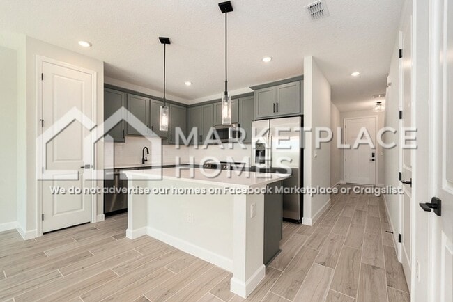 Building Photo - 7682 Deer Vly Cir