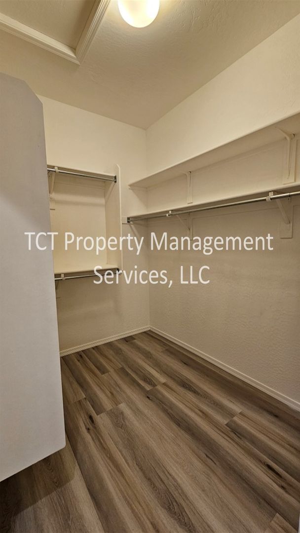 Building Photo - Newly Updated 2 Bedroom + den in Villages at Grayhawk!