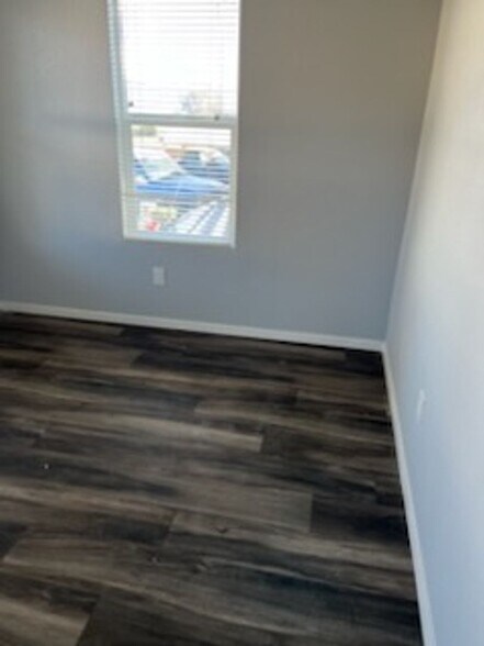 Building Photo - Anthony's