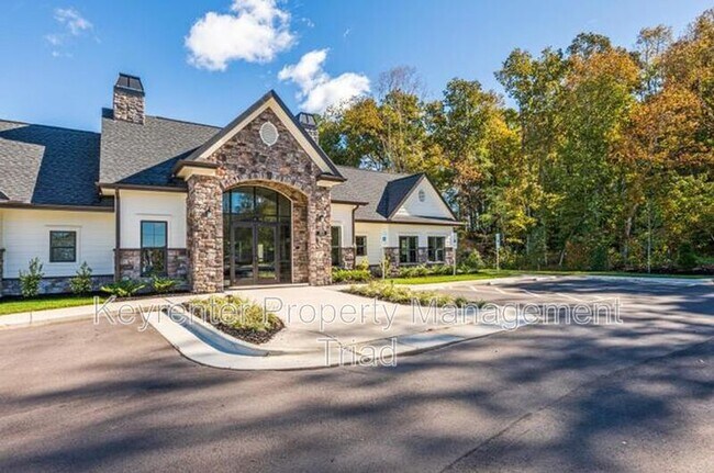 Building Photo - 1122 Banworth Ct