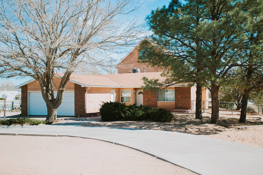 Building Photo - 180 Itasca Rd SE