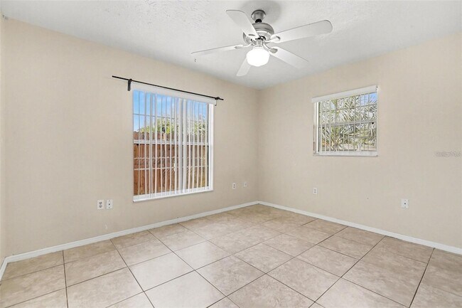 Building Photo - 2874 Indianwood Dr