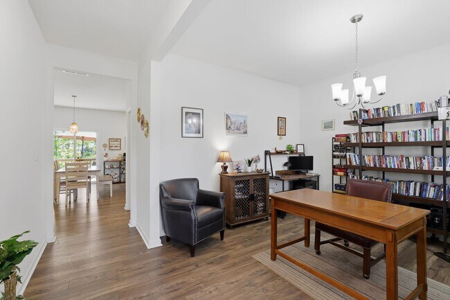 Building Photo - Refined Living in Hardin Valley | Modern Luxury Home with Loft & Outdoor Retreat