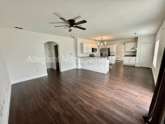 Building Photo - 608 Bluebill Ct