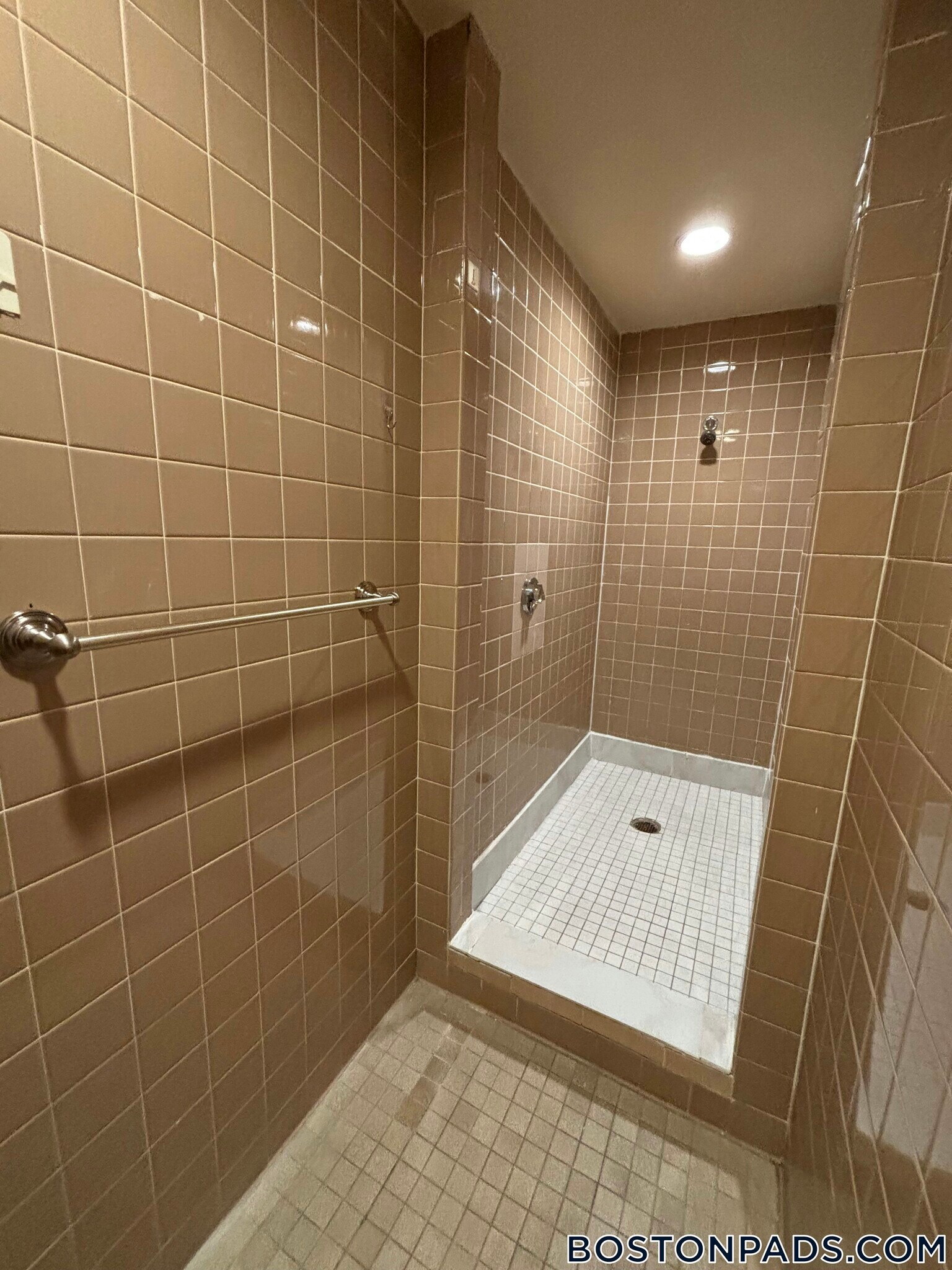 Building Photo - 1110 Commonwealth Ave