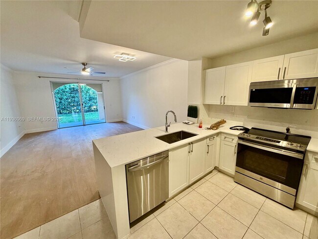 Building Photo - 11785 St Andrews Place