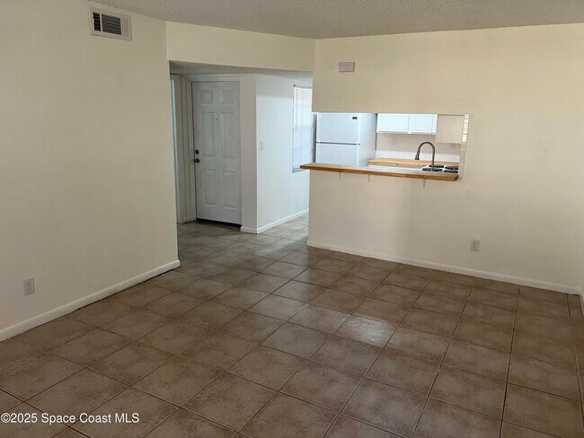 Building Photo - 1609 Sunny Brook Ln