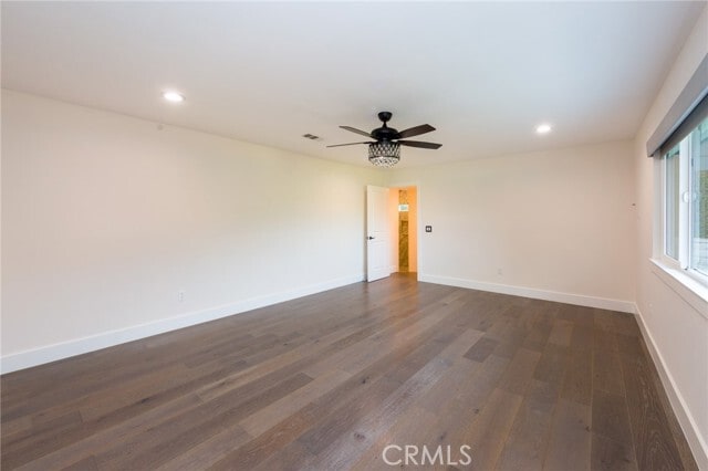 Building Photo - 4752 Del Moreno Dr