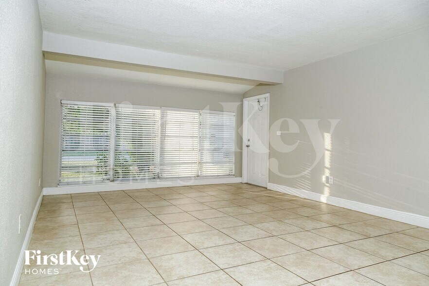 Building Photo - 20705 Coral Sea Rd