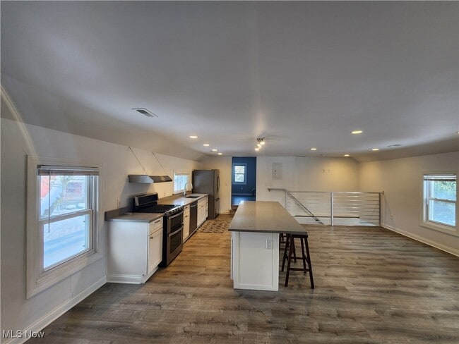 Building Photo - 4302 John Ave