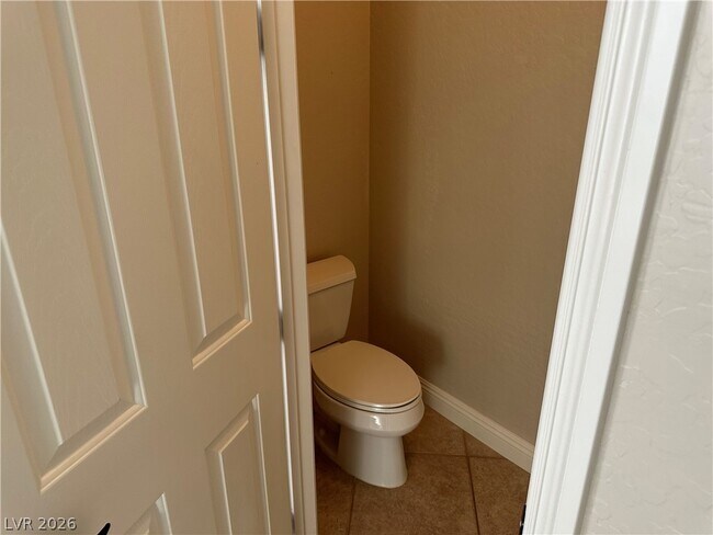 Building Photo - 3418 Singer Ln