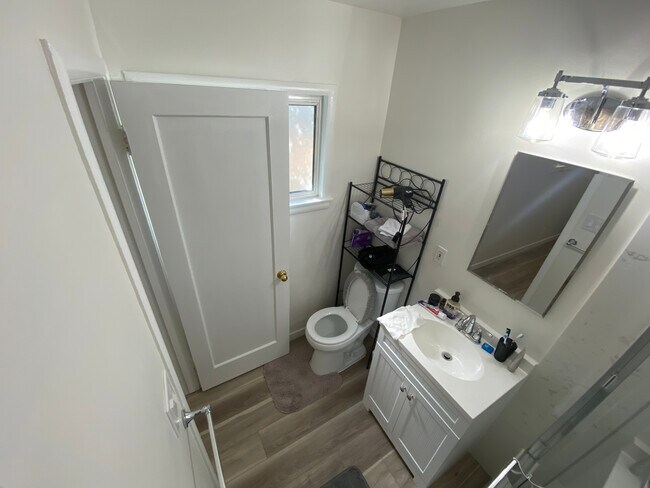 Bathroom - 1909 55th St