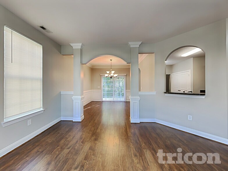 Building Photo - 4813 Samuel Richard St
