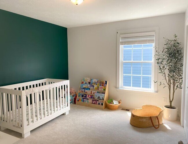 Building Photo - 946 Glenhaven Dr