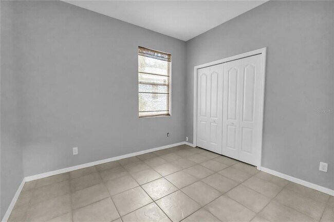 Building Photo - 721 Stonecrest Dr