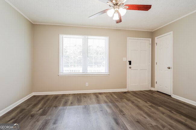 Building Photo - 941 Grier Rd