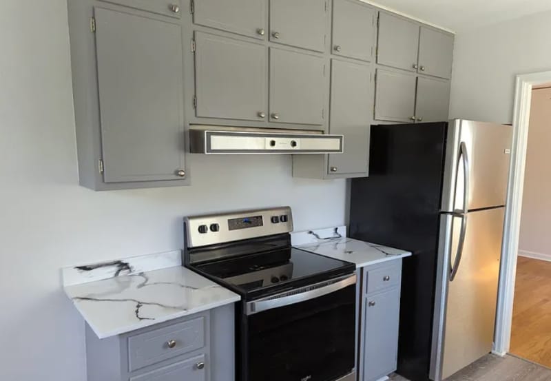 Building Photo - 100 Rees Ave