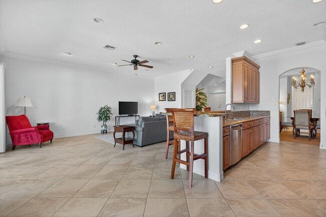 Building Photo - 1000 US-1