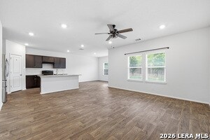 Building Photo - 6630 Greensleeves