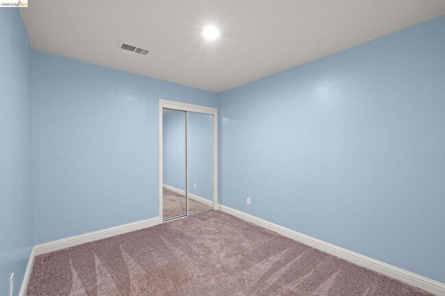 Building Photo - 172 William Way