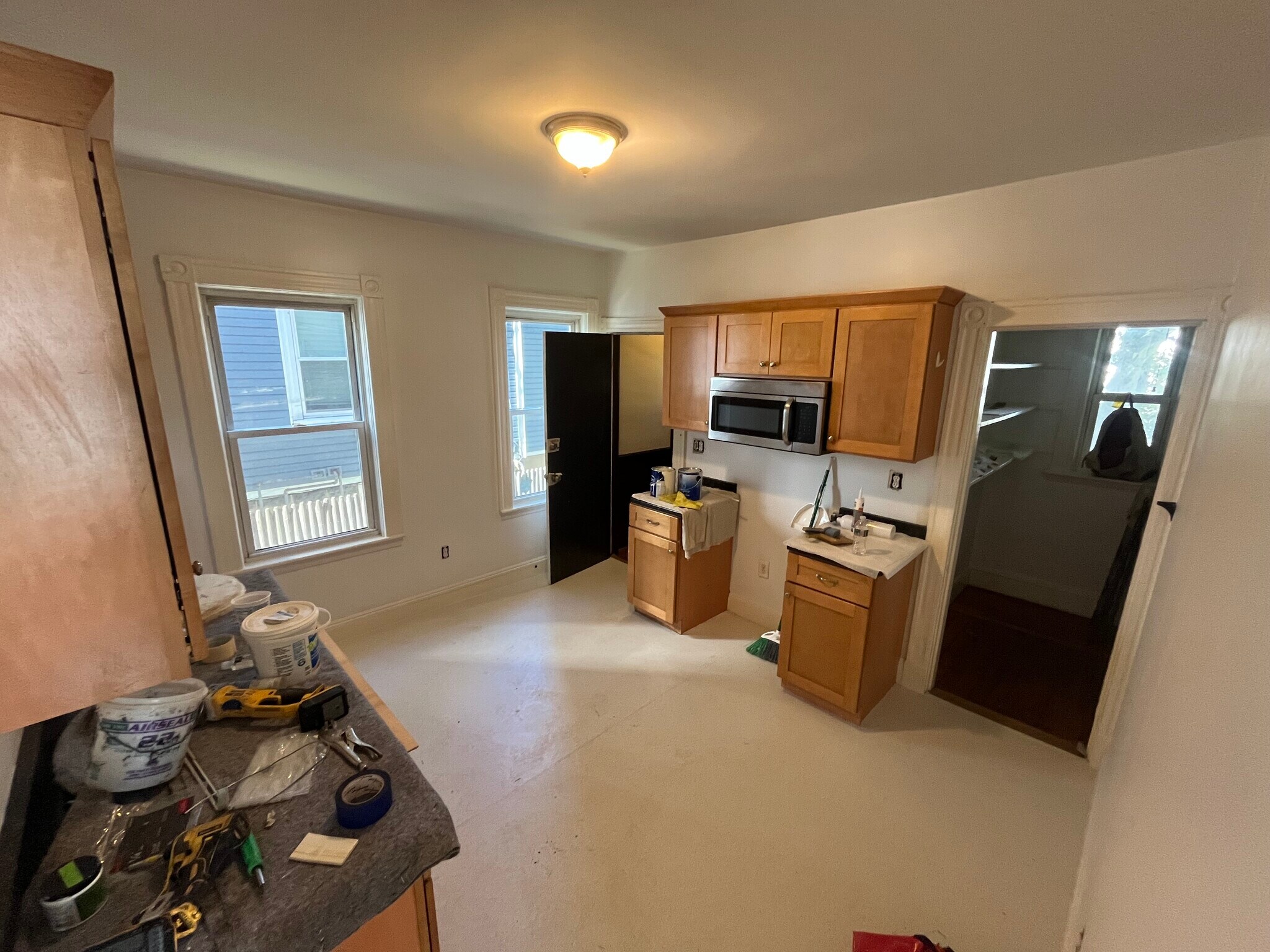 Building Photo - 420 Talbot Ave