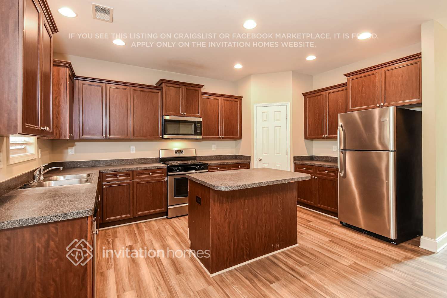 Building Photo - 80 Serenity Point