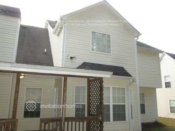Building Photo - 2839 Wynhaven Oaks Way