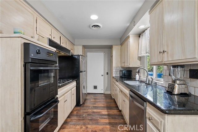 Building Photo - 9558 Swinton Ave