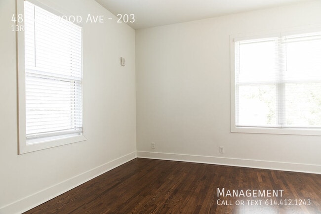 Building Photo - 48 Parkwood Ave