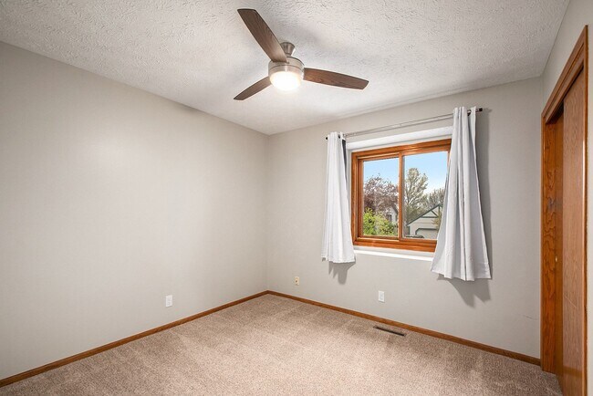Building Photo - 13568 Margo St