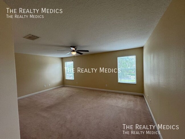 Building Photo - 2832 Adelaide Ct