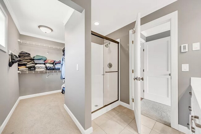 Building Photo - 17659 63rd Pl N