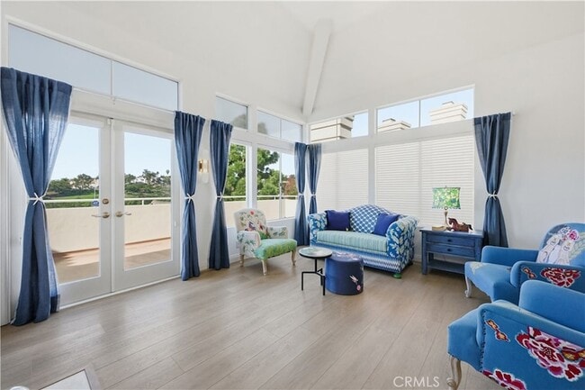 Building Photo - 35 Costa Brava