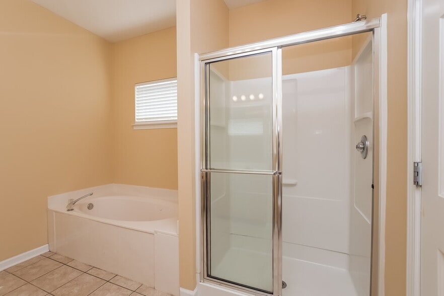 Building Photo - 6029 Berretta Cove