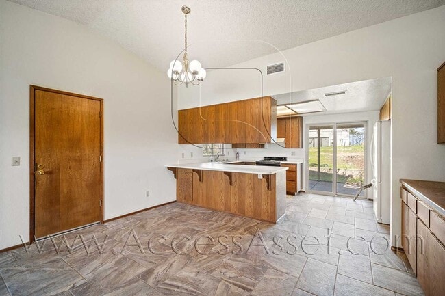 Building Photo - Charming 3 Bedroom Home with Spacious Yard in Wildomar