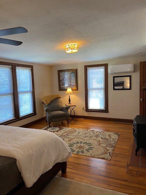 Sitting Area in Bedroom - 120 W 26th St