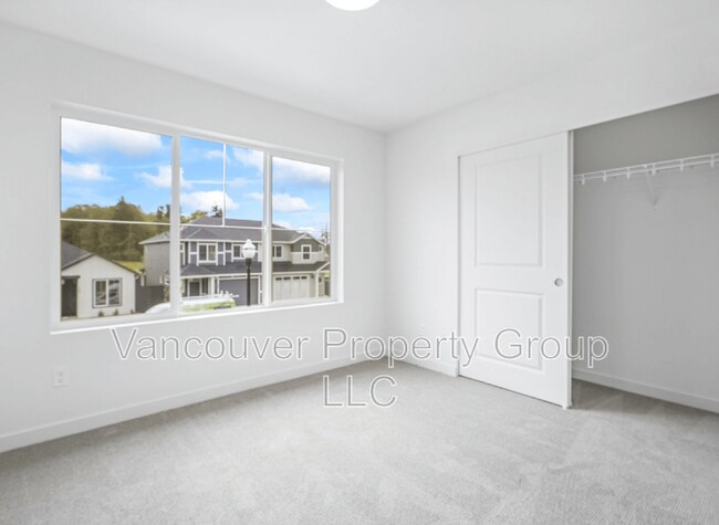 Building Photo - 1962 NW 19th Ct