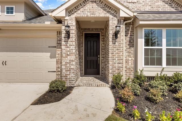 Building Photo - 324 Amenduni Ln