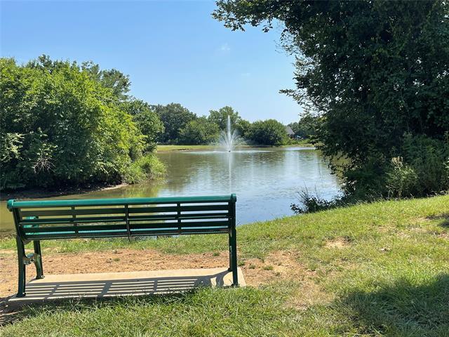 Building Photo - 2410 Ravenwood Ct