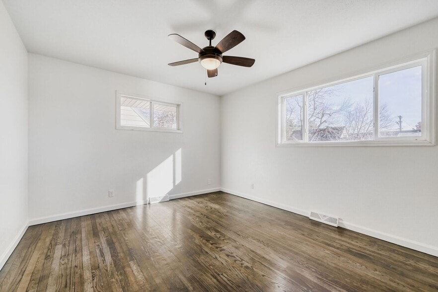 Building Photo - 4585 Martin Dr