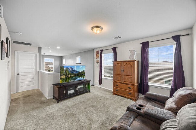 Building Photo - 12312 Swae Lee St