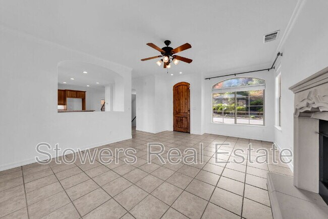 Building Photo - 6044 Claret Ct