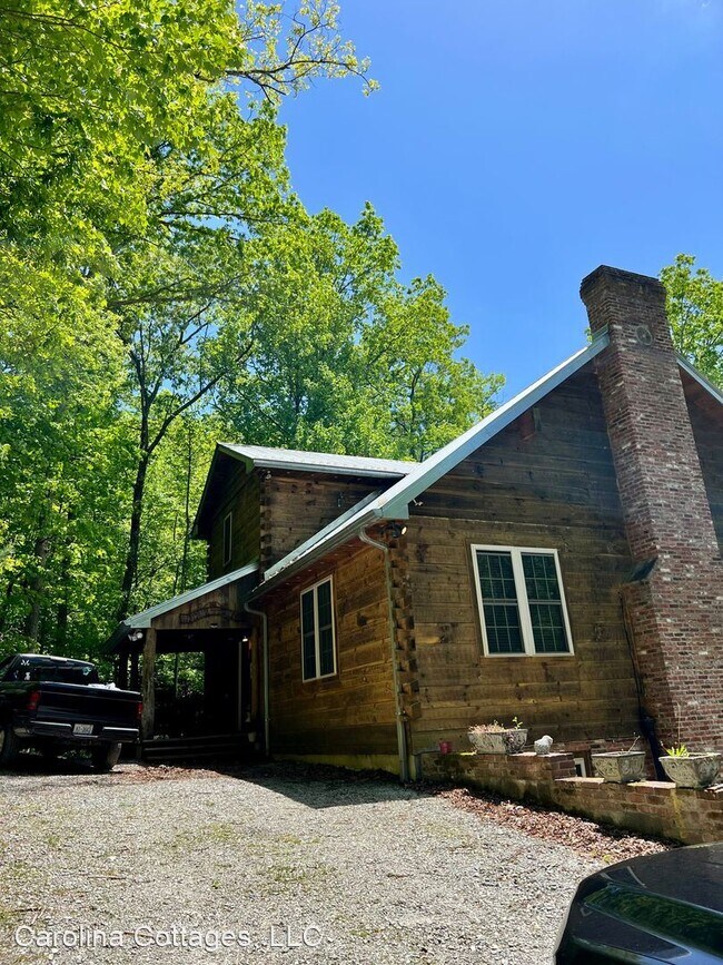 Building Photo - 3 br, 4.5 bath House - 3833 Deep Gap Road