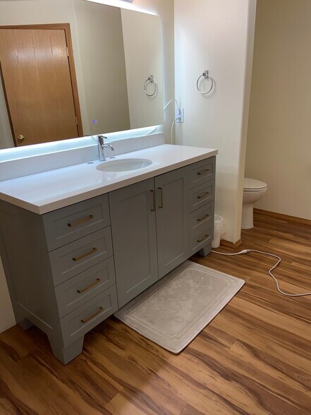 Building Photo - 318 NW 12th St