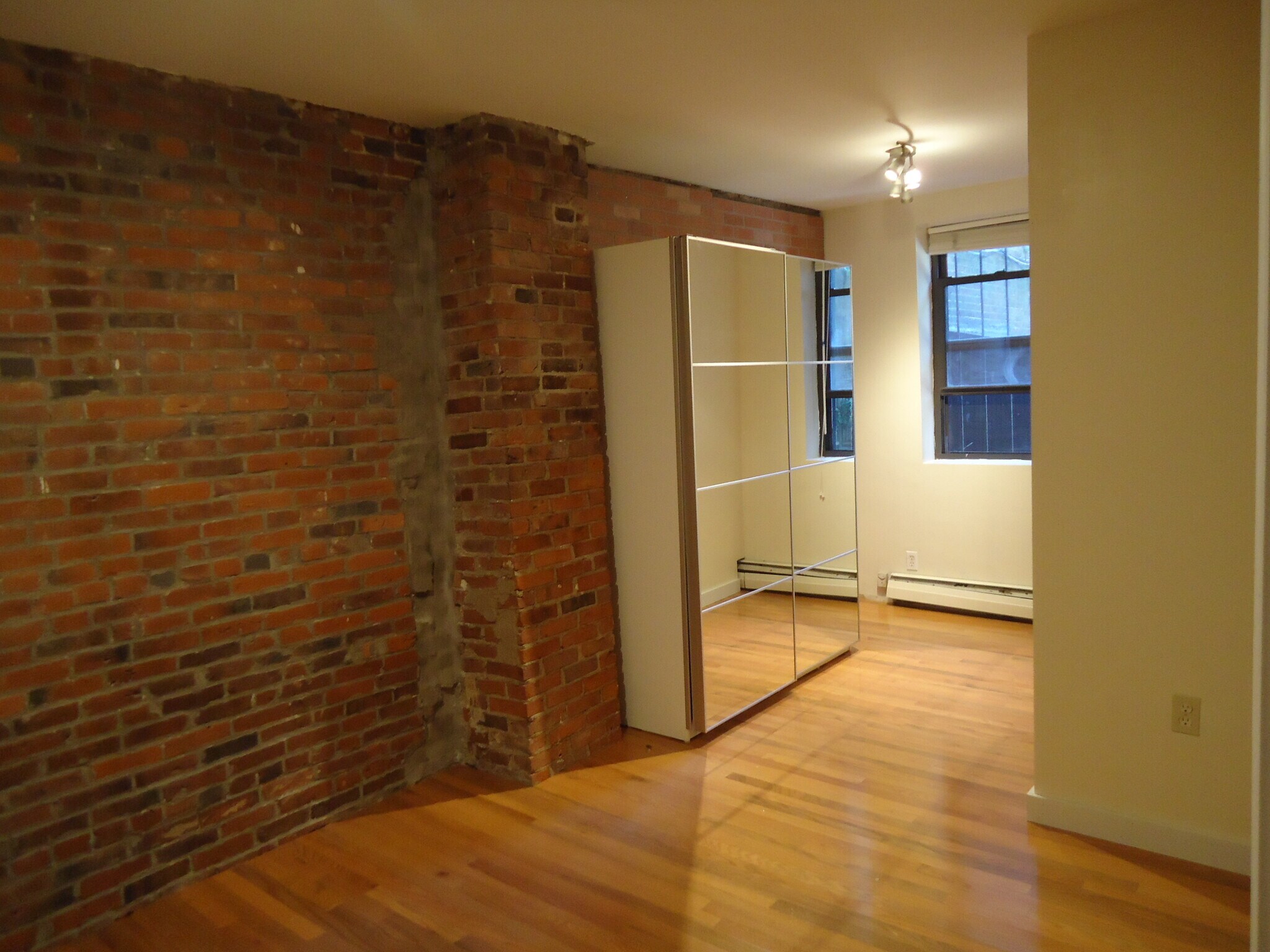 Building Photo - 601 Tremont St