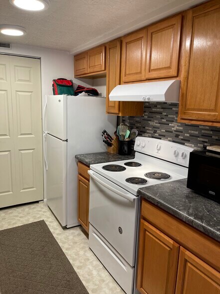 Building Photo - 2904 Asbury Ct